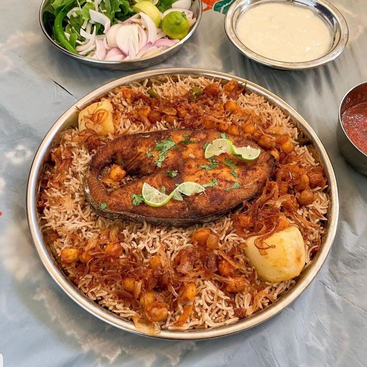 ماهی و برنج ادویه‌دار